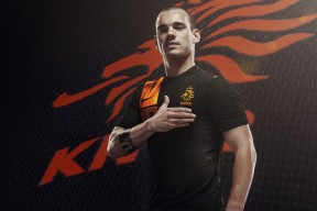 张雨霏vs德雷塞尔姐妹 蝶泳巅峰对决，张雨霏将继续冲击200米蝶泳冠军