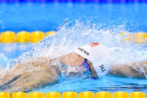 朱婷热身赛状态出色全场最高分，朱婷首秀赢得13分