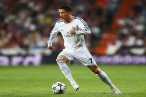 波兰队在国际乒联混合团体世界杯中的稳定发挥与技术表现，波兰 乒乓球